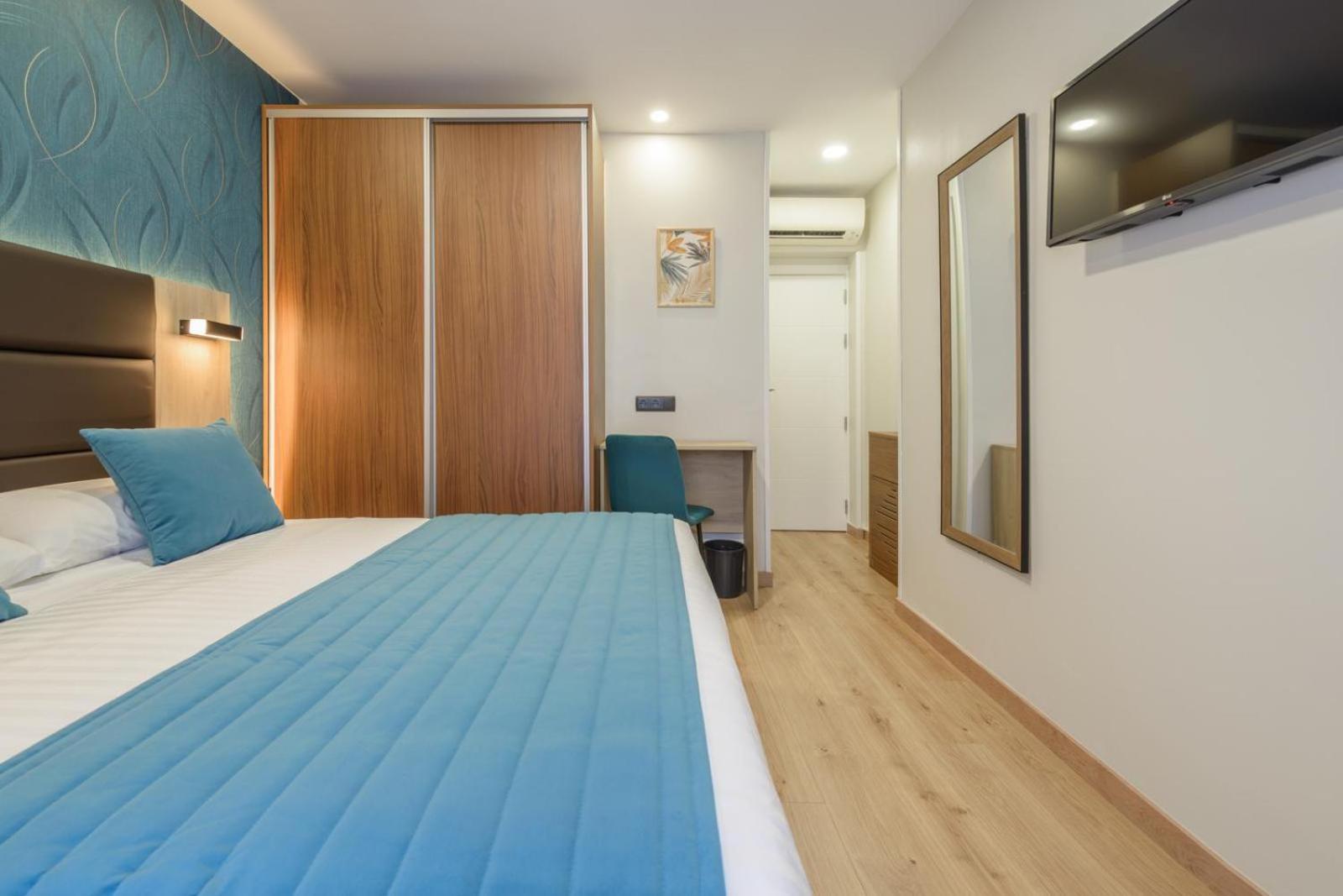 Hostal Sun Gate Madrid Exterior photo